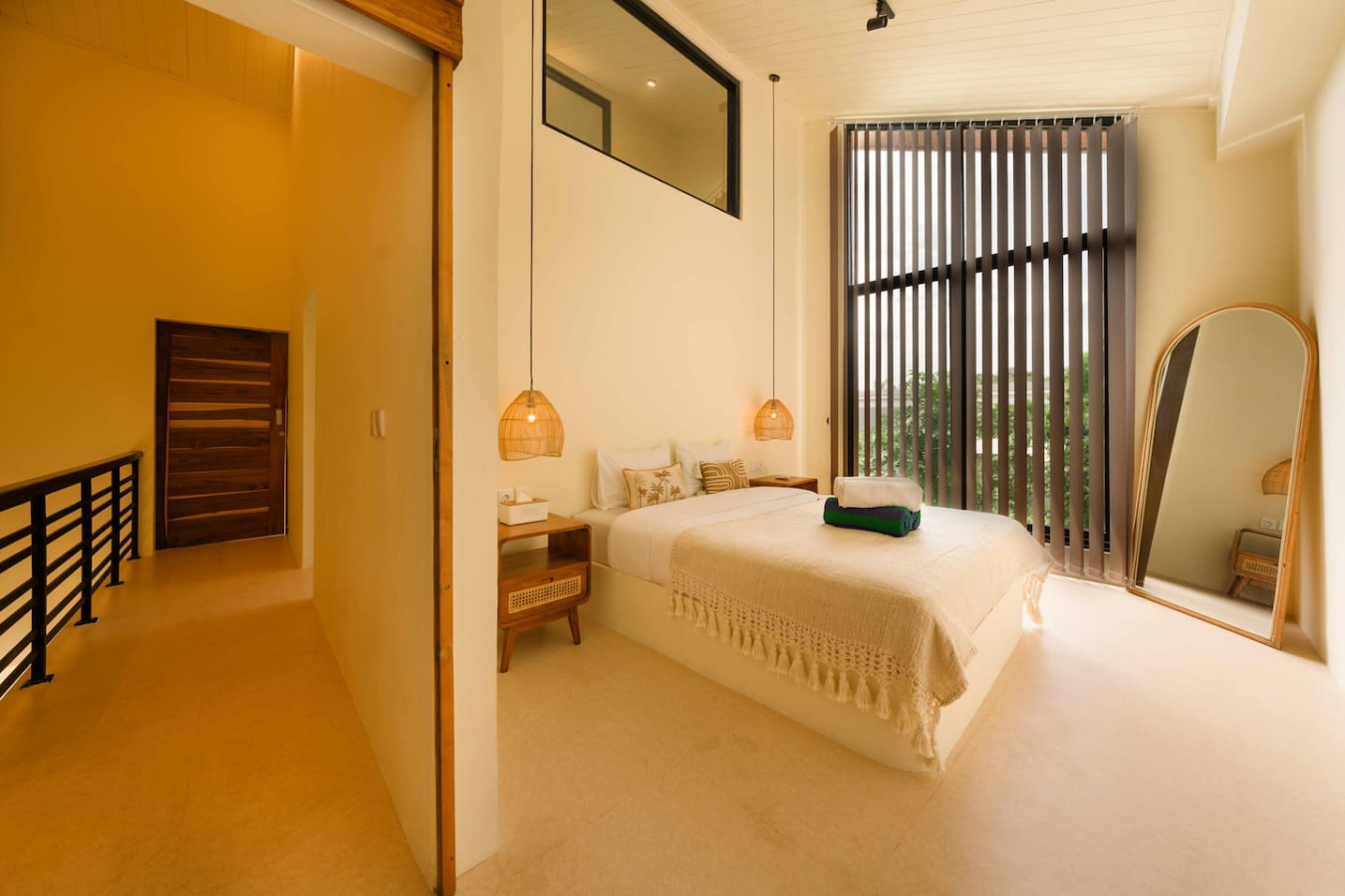 Modern 2BR Oasis with Pool in Balangan 17