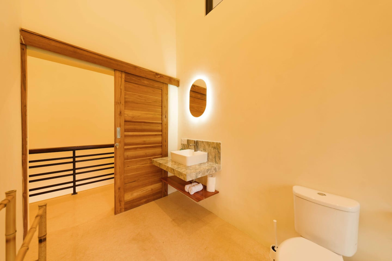 Modern 2BR Oasis with Pool in Balangan 39
