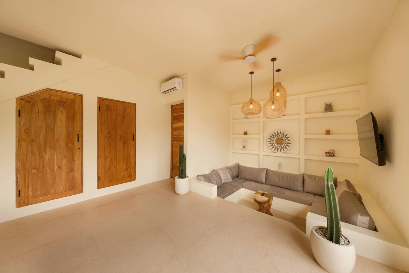 Modern 2BR Oasis with Pool in Balangan 50