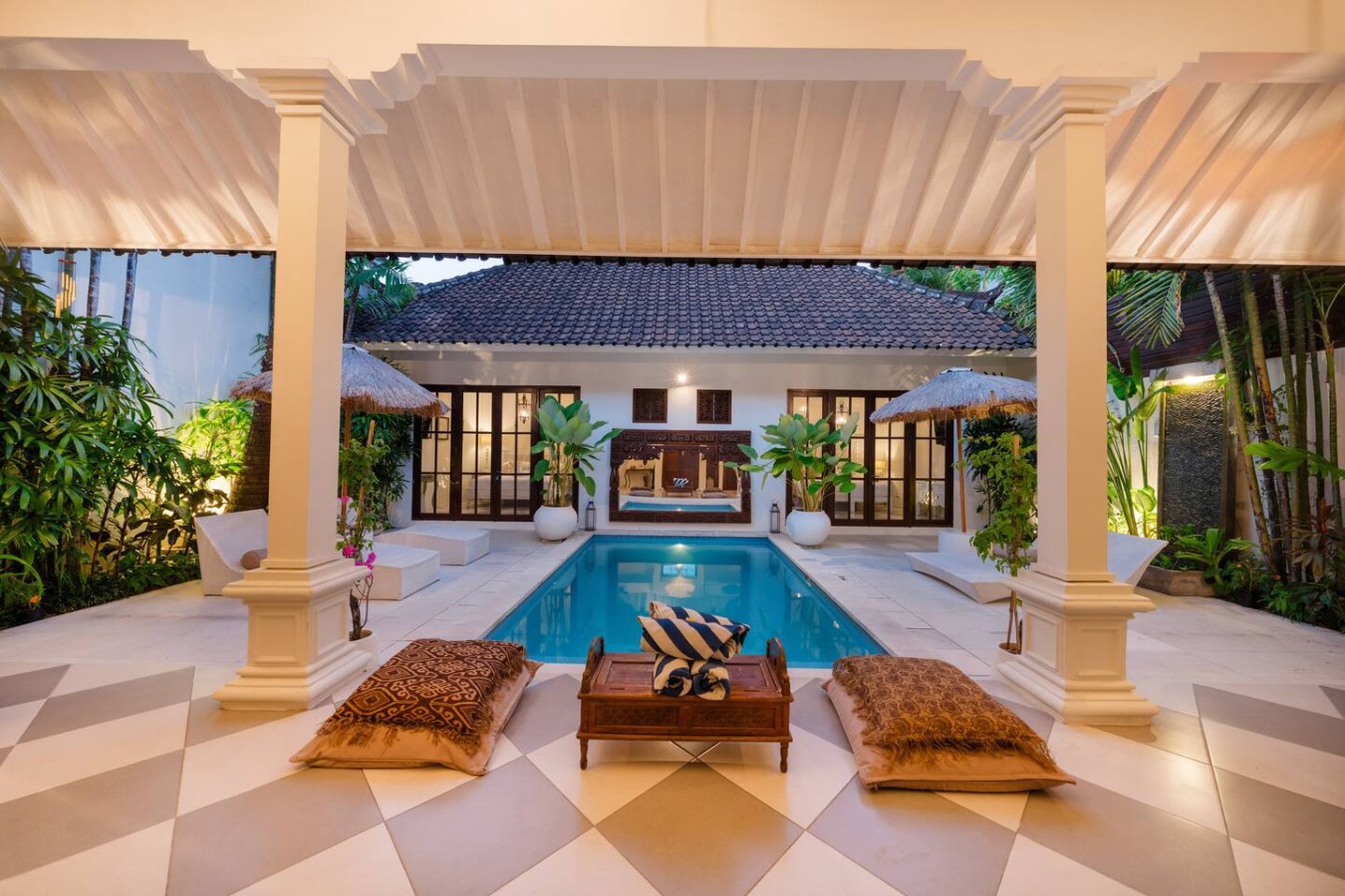 Villa Kayan - 2BR Villa Near Seminyak Beach
