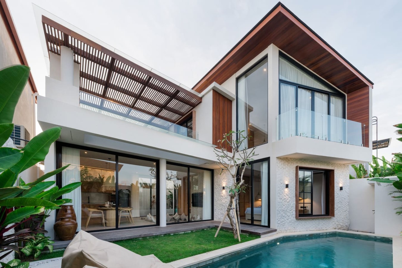 Villa Soluca | 2BR Tropical Retreat in Bingin